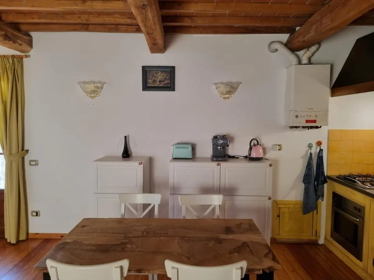 Podere Vecci Dicomano Apartamento